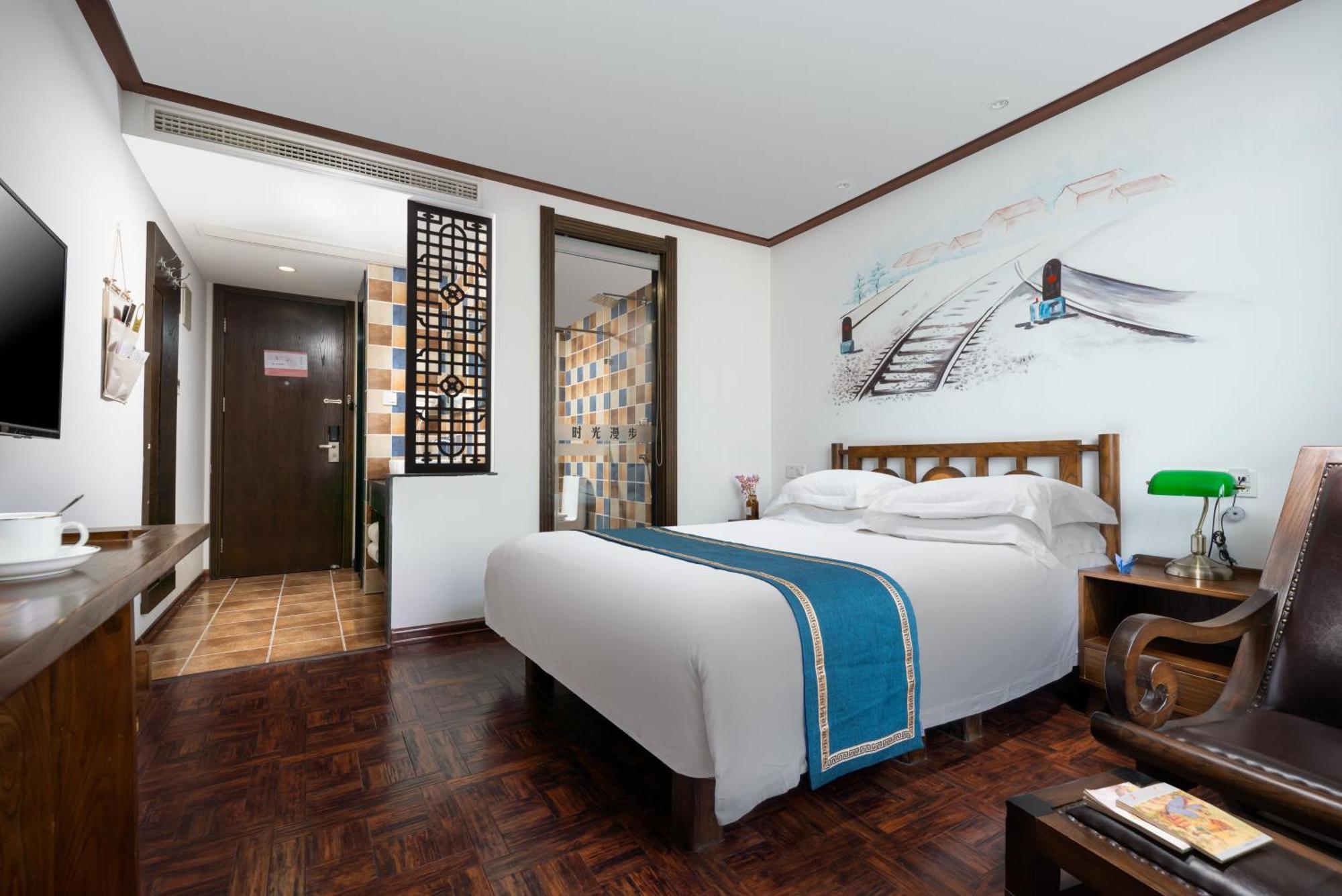 Nostalgia Hotel Near Tianjin Polar Ocean Word- Tianjin Fonte Joy World, 10 Minutes Drive Away From Tianjin Tanggu High-Speed Railway Station, Free Ice-Cream, Mineral Water, Snacks And Laundry Service, English Communication Well المظهر الخارجي الصورة