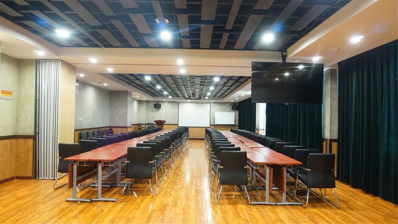 Nostalgia Hotel Near Tianjin Polar Ocean Word- Tianjin Fonte Joy World, 10 Minutes Drive Away From Tianjin Tanggu High-Speed Railway Station, Free Ice-Cream, Mineral Water, Snacks And Laundry Service, English Communication Well المظهر الخارجي الصورة