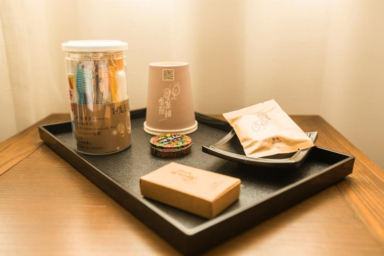 Nostalgia Hotel Near Tianjin Polar Ocean Word- Tianjin Fonte Joy World, 10 Minutes Drive Away From Tianjin Tanggu High-Speed Railway Station, Free Ice-Cream, Mineral Water, Snacks And Laundry Service, English Communication Well المظهر الخارجي الصورة