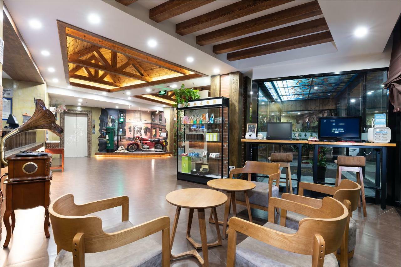 Nostalgia Hotel Near Tianjin Polar Ocean Word- Tianjin Fonte Joy World, 10 Minutes Drive Away From Tianjin Tanggu High-Speed Railway Station, Free Ice-Cream, Mineral Water, Snacks And Laundry Service, English Communication Well المظهر الخارجي الصورة